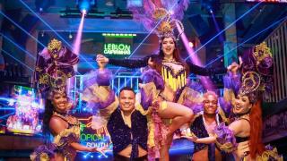 El club donde puedes vivir "una experiencia gastronómica de primera clase” en Miami South Beach: comida, tragos y shows en vivo