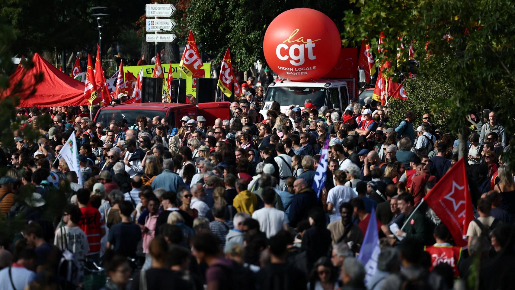 Movilizaciones en Francia contra los recortes planteados por el Gobierno.