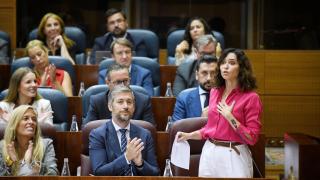Ayuso concede la Medalla de Oro de la Comunidad de Madrid a la Vuelta a España: "Por el deporte y por la libertad"