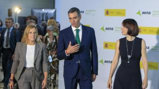 Pedro Sánchez promete más de 1.000 millones de inversión en el aeropuerto de Alicante entre 2027 y 2031