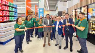 Vegalsa-Eroski inaugura en Santiago su mayor Cash Record para el canal profesional