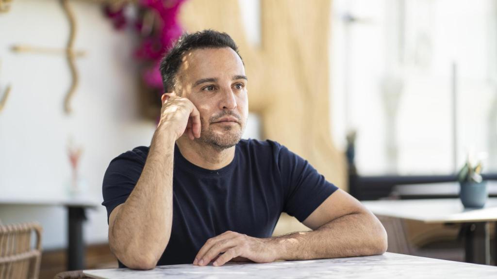 Amenábar en la terraza del Hyatt centric de Gran Vía.