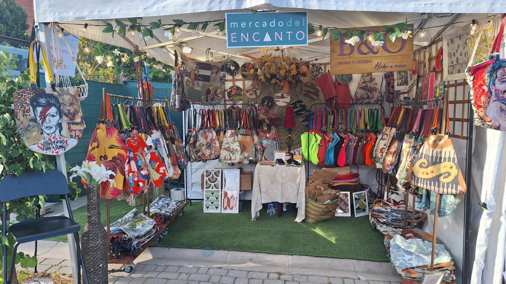 Uno de los puestos del Mercado del Encanto.