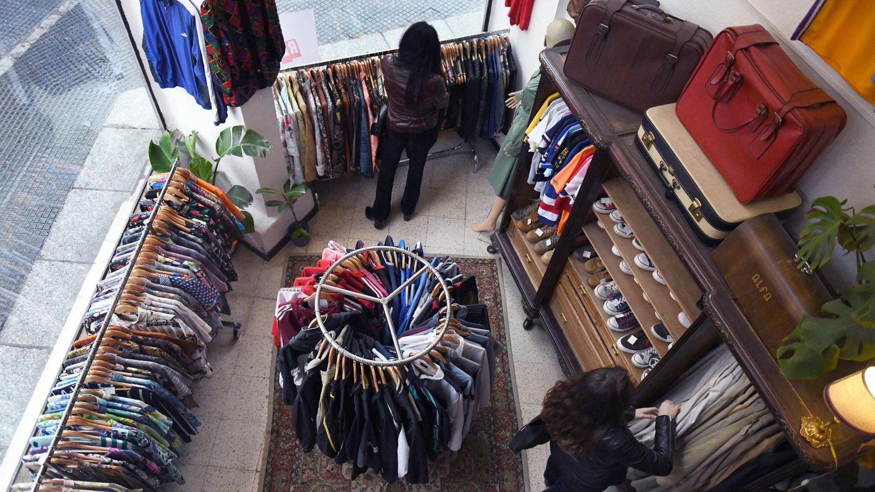 Imagen de archivo de una tienda de ropa