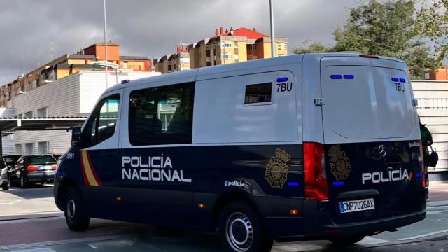 Furgón de la Policía Nacional en Valladolid