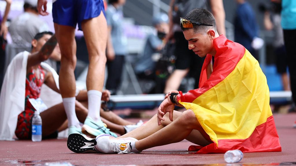 Paul McGrath, tras ganar la medalla de bronce en los 20 km marcha del Mundial de Tokio