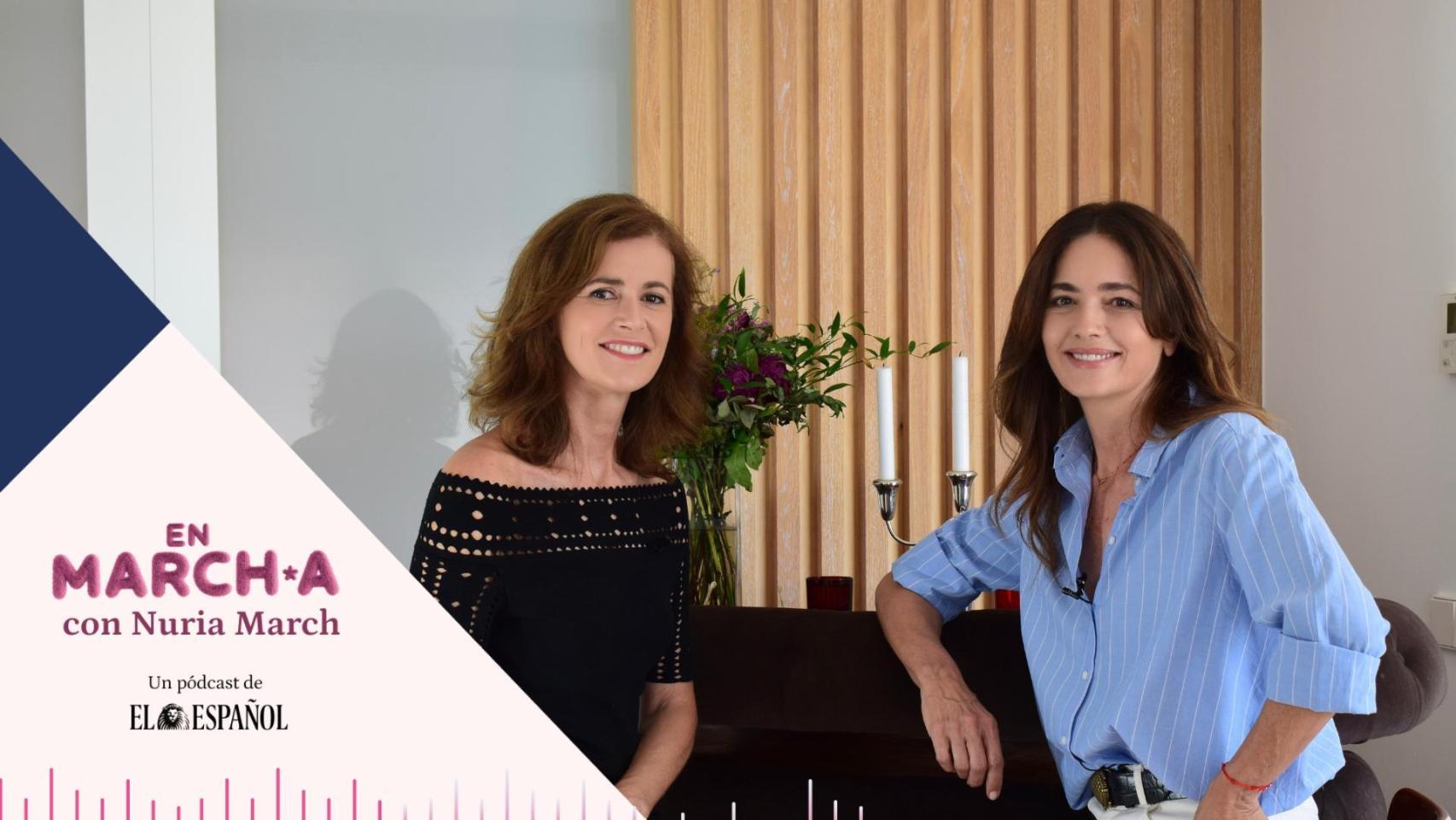 La presentadora, con Nuria March.