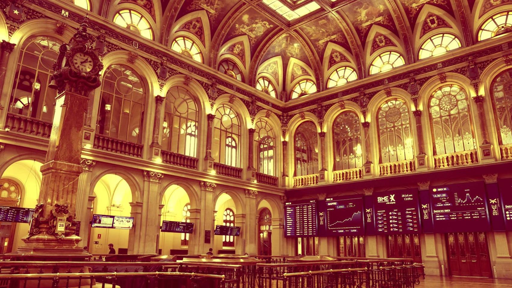 Interior de la Bolsa de Madrid.