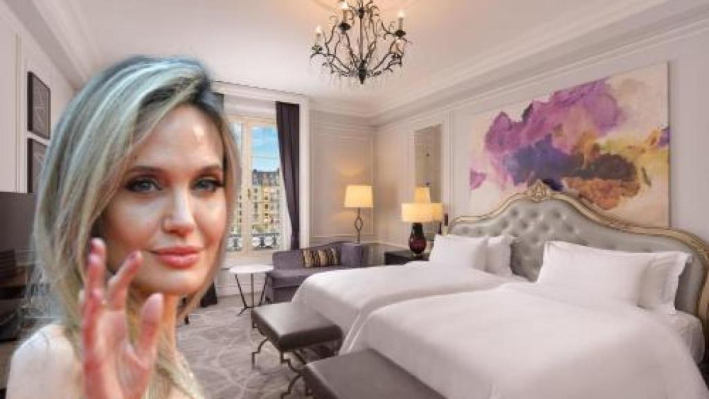 Angelina Jolie, junto a su hotel en San Sebastián en un montaje de EL ESPAÑOL.
