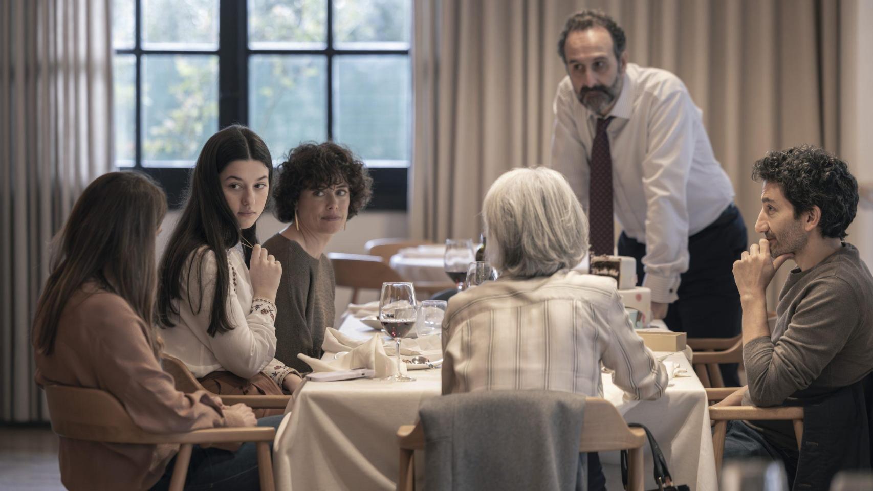 Un momento de la película 'Los domingos', dirigida por Alauda Ruiz de Azúa. © David Herranz