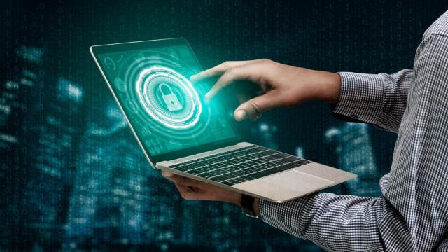 Repsol transfiere a Sybol una tecnología propia de autenticación descentralizada, basada en credenciales verificables mediante 'blockchain' y a través de su vehículo de inversión, Repsol Corporate Venturing, entra en su capital con un 15%.