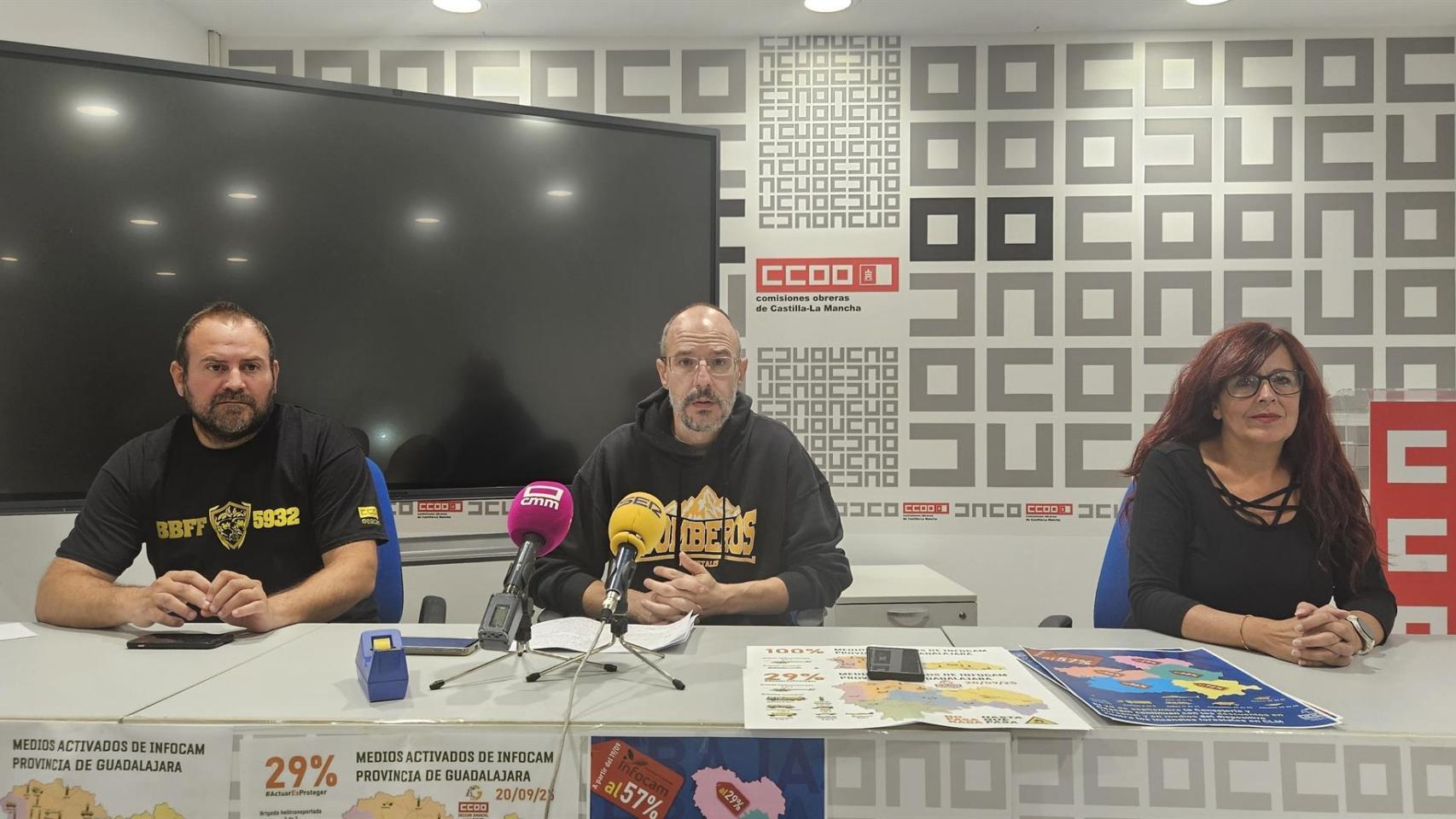 Los delegados de Comisiones Obreras en Geacam Guadalajara en rueda de prensa.