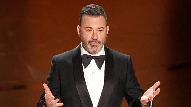 Jimmy Kimmel pronuncia un monólogo en la gala de los Oscar de 2024.