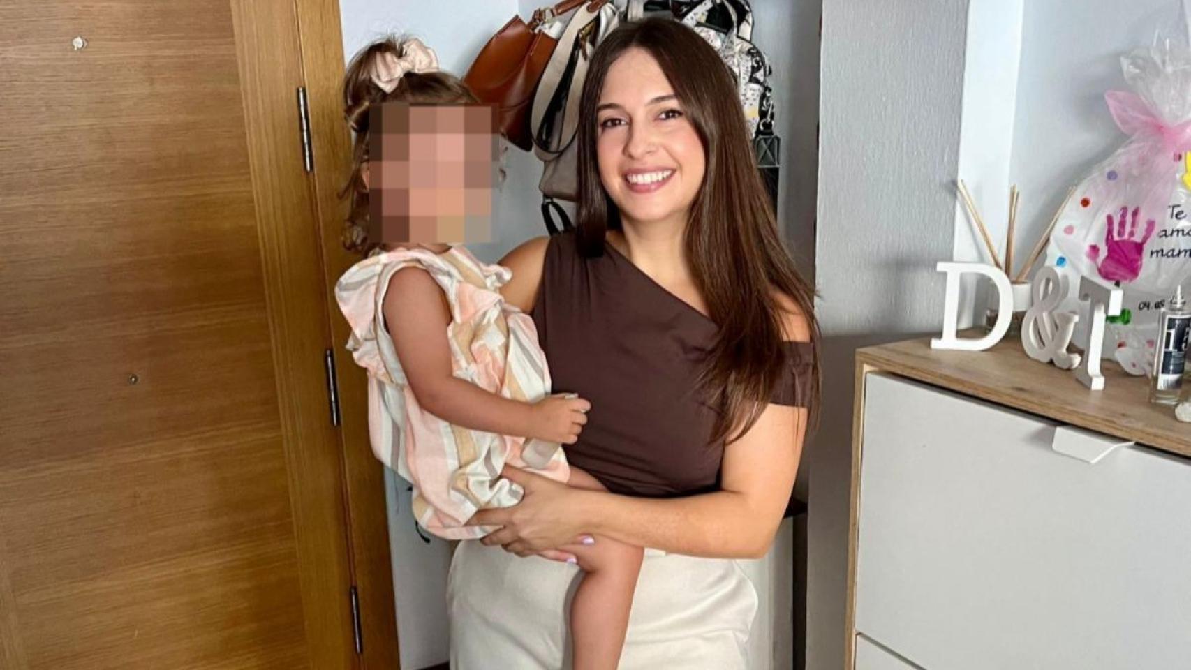 María, con la pequeña Valeria, sana y salva.