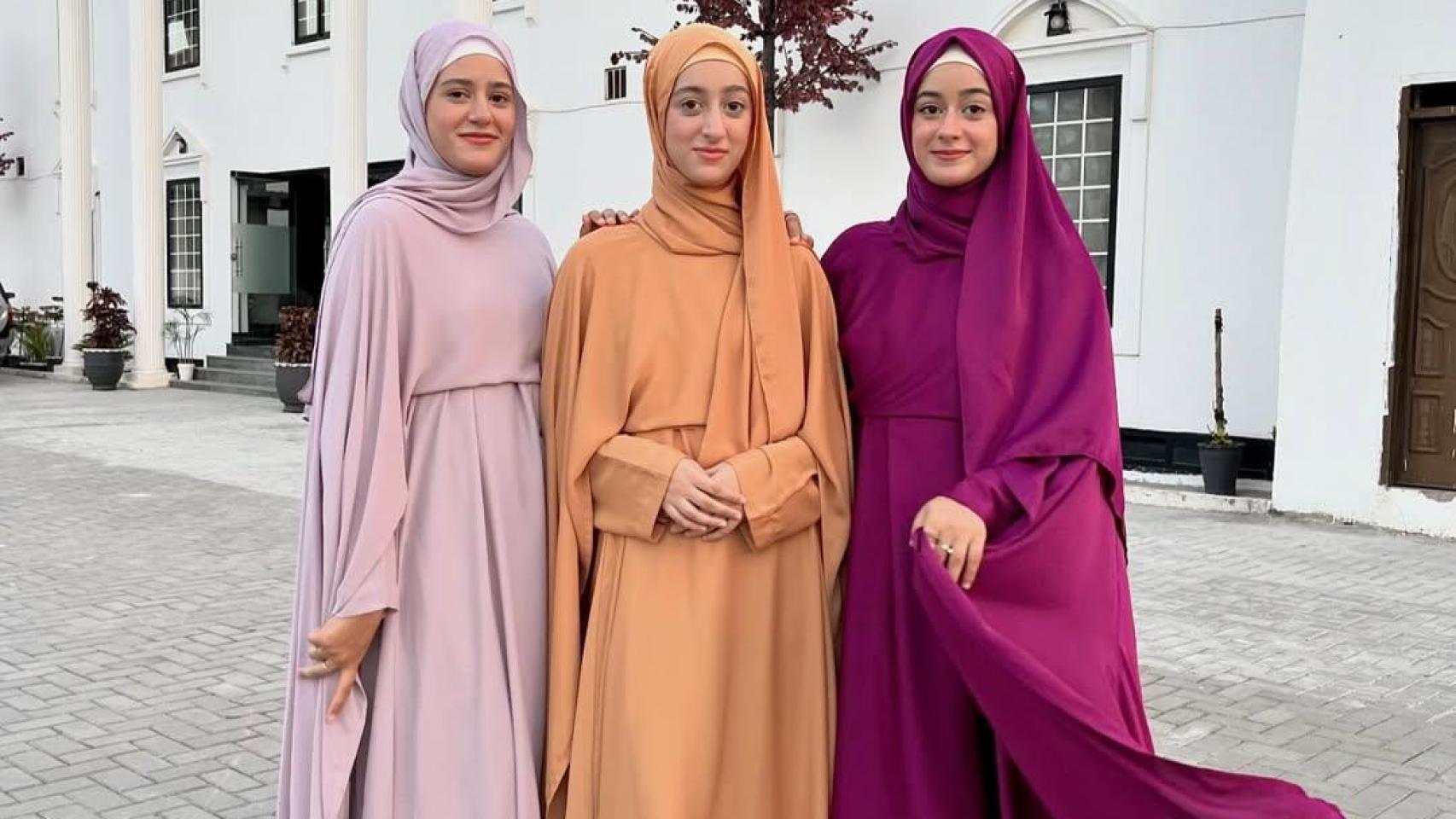 Estas tres hermanas tienen una cuenta en Instagram que se llama Hiyabi Crew.