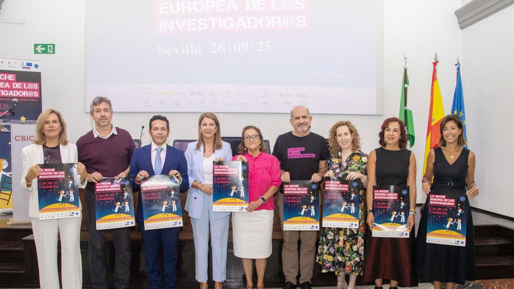Mercedes Torres, Alejandro Villanueva, Mario Coronilla, Silvia Pozo, Margarita Paneque, Julián Martínez, Carolina Moya, Antonia Jiménez y Marta Sameño.