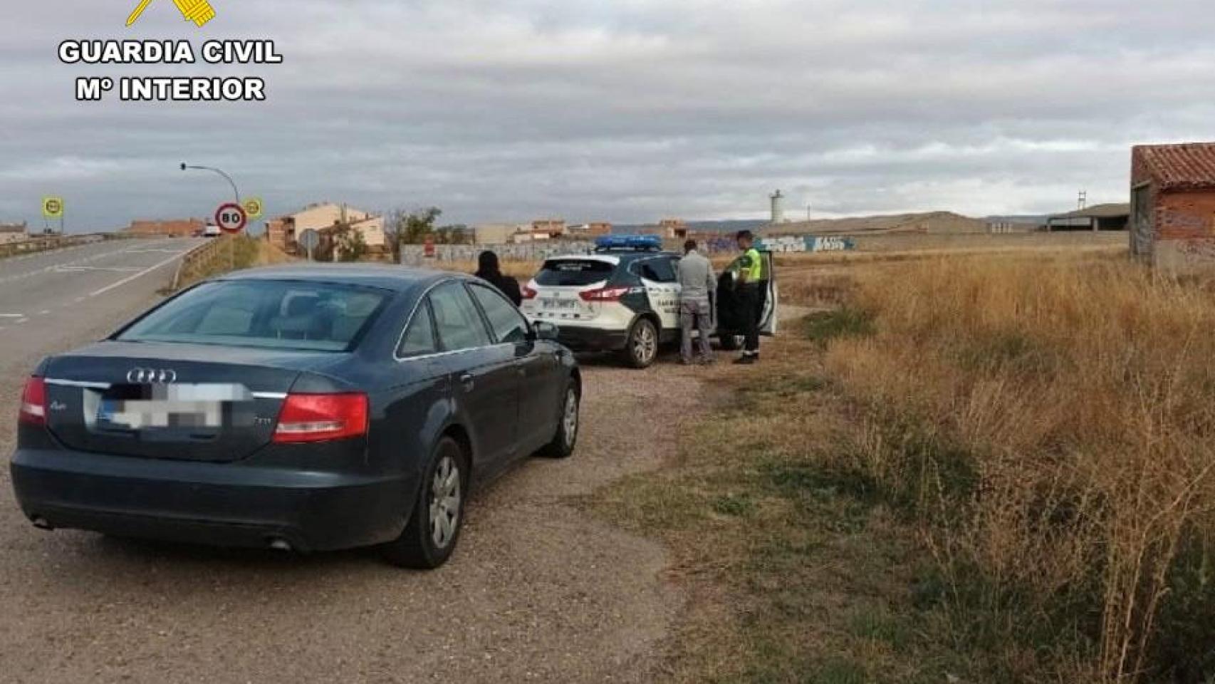 Momento de la intercepción de uno de los vehículos en Teruel