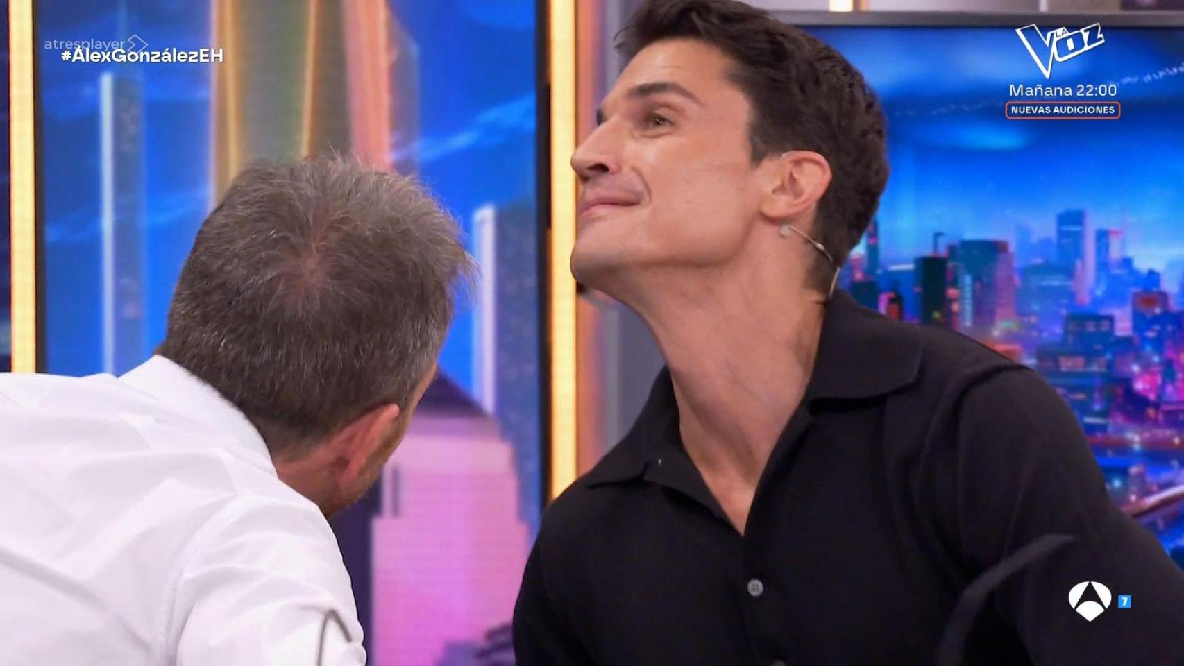 Pablo Motos y Álex González en 'El Hormiguero'.