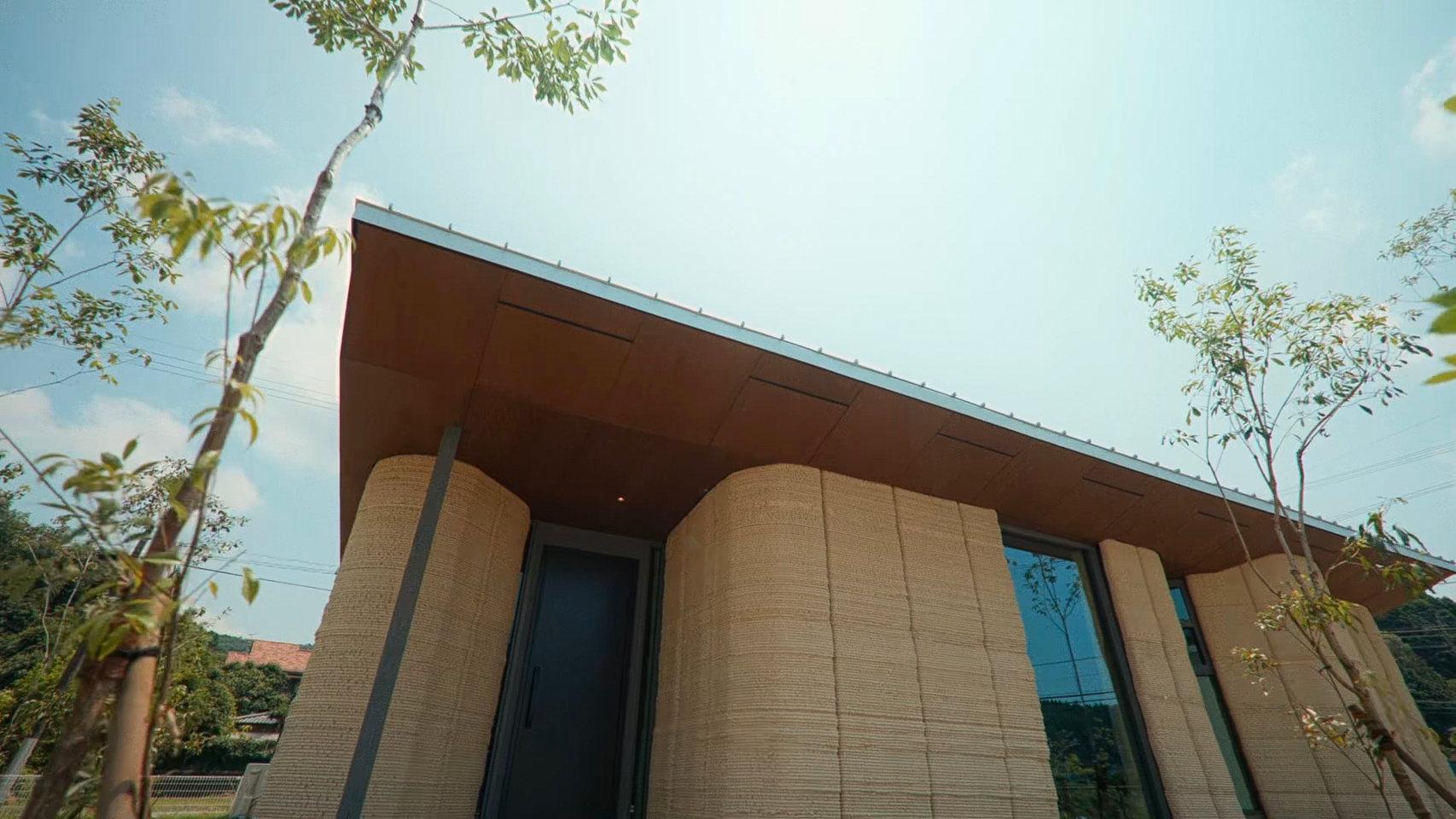 Lib Earth House Model B