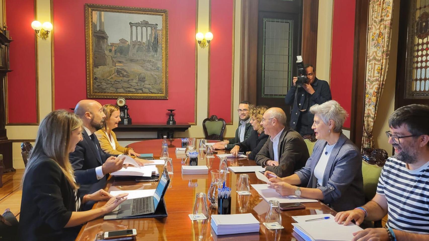 Primera reunión entre BNG y Gobierno local por los presupuestos 2026