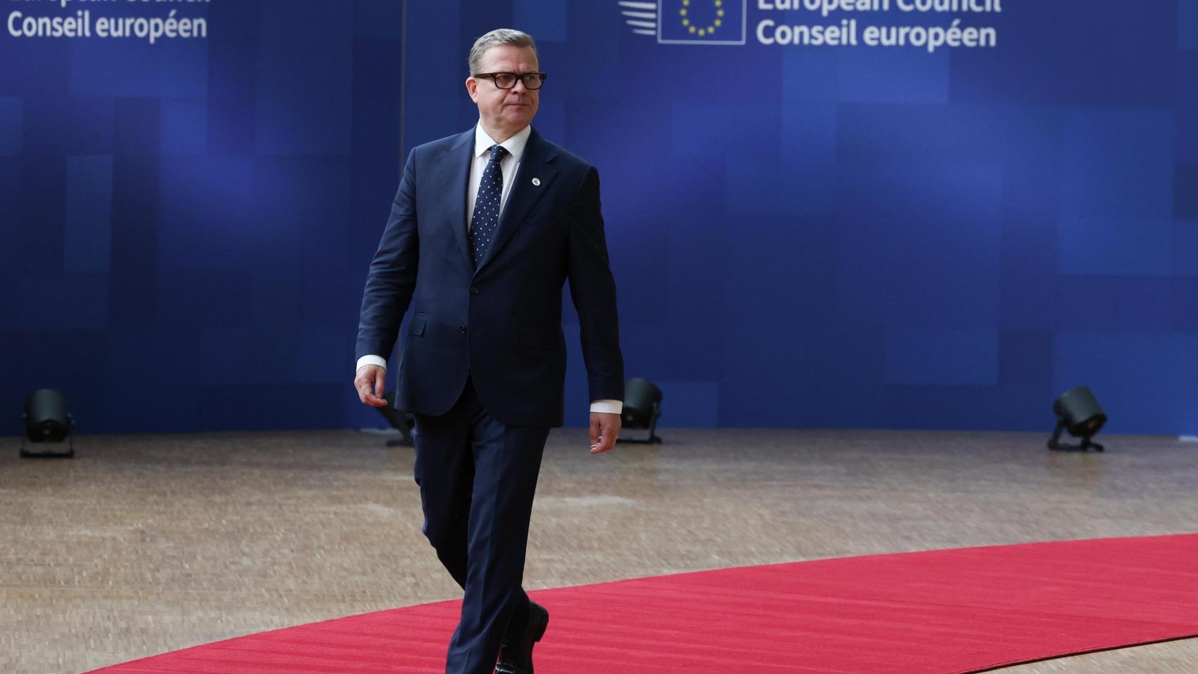 La  guerra híbrida  de Putin fractura la UE: los nórdicos piden al sur  solidaridad  para pagar el Muro Antidrones