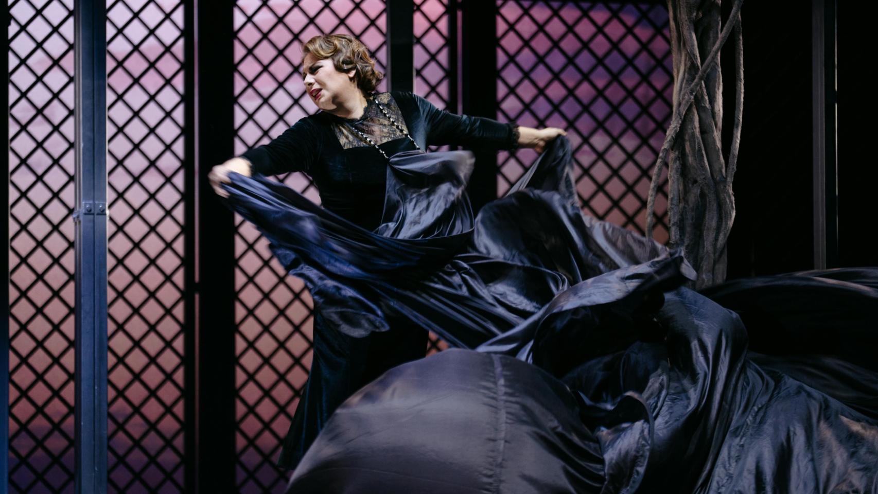 La soprano Maite Alberola en el montaje de Giancarlo del Mónaco de 'Pepita Jiménez'. Foto: Gemma Escribano/Teatro de la Zarzuela