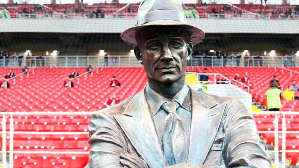 Nikolai Starostin statue at the Moscow Spartak Stadium