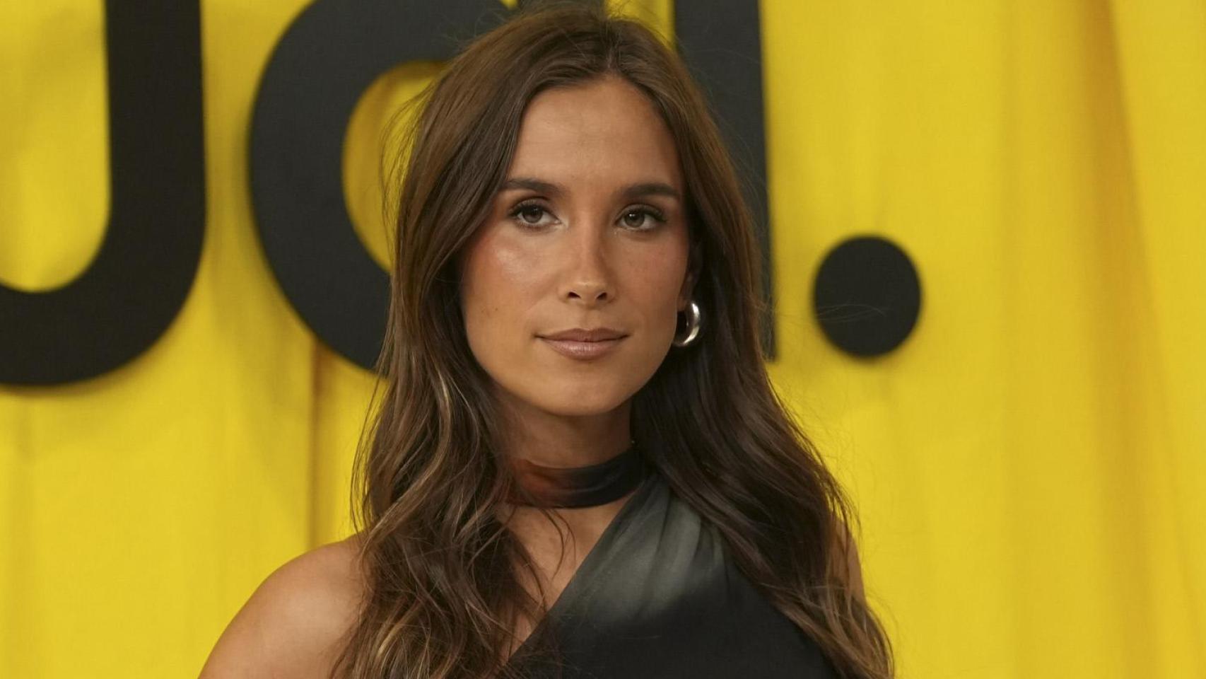 María Pombo en el photocall de la firma Desigual.