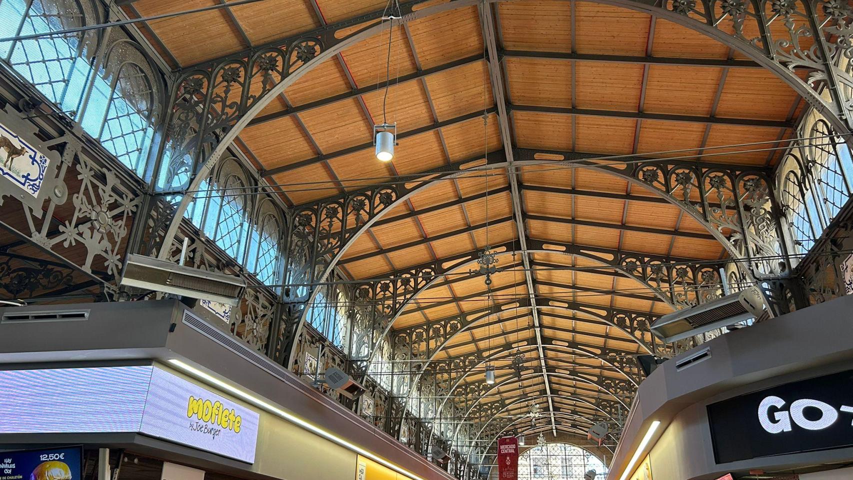 Interior del Mercado Central de Zaragoza.