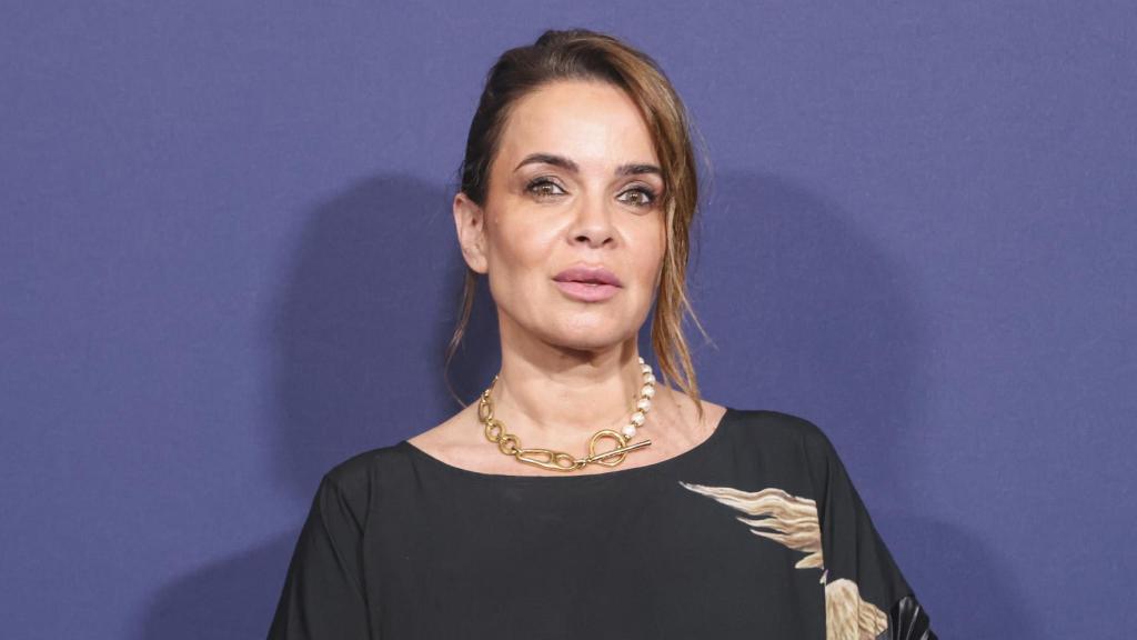 Carme Chaparro comparte su rutina facial nocturna para paliar los efectos de la medicación en su piel