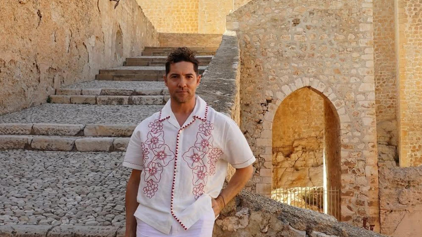David Bisbal, en el castillo de Vélez-Blanco.