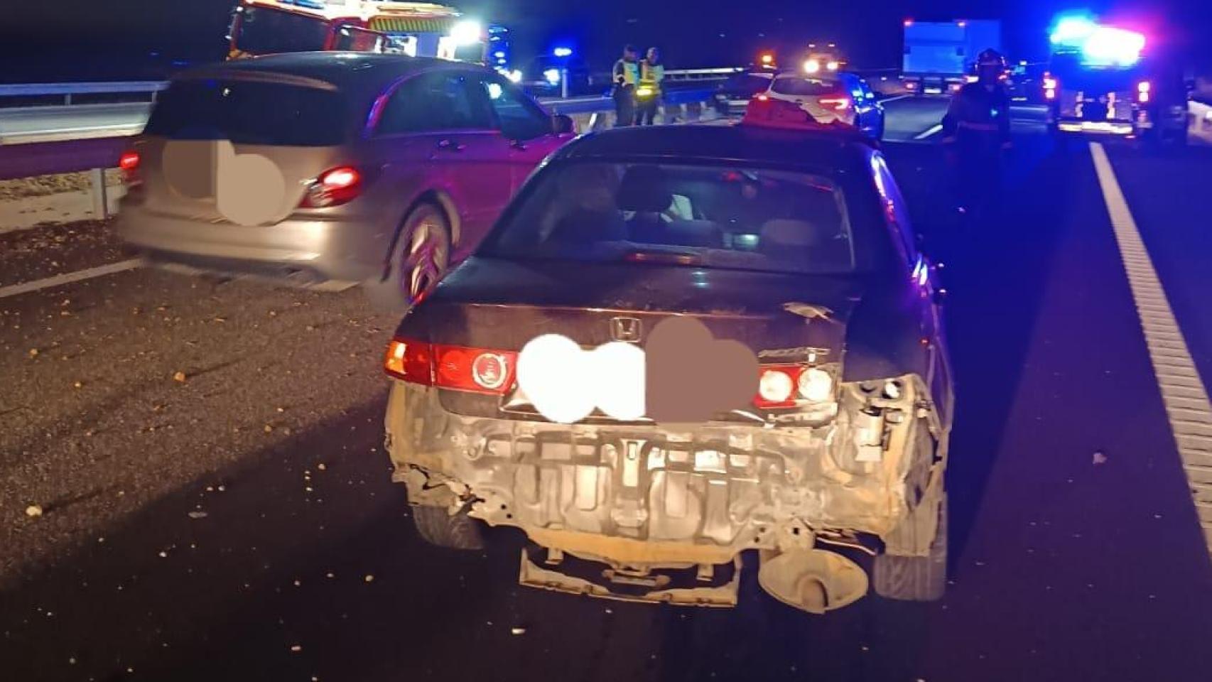 Imagen de uno de los vehículos afectados por el accidente