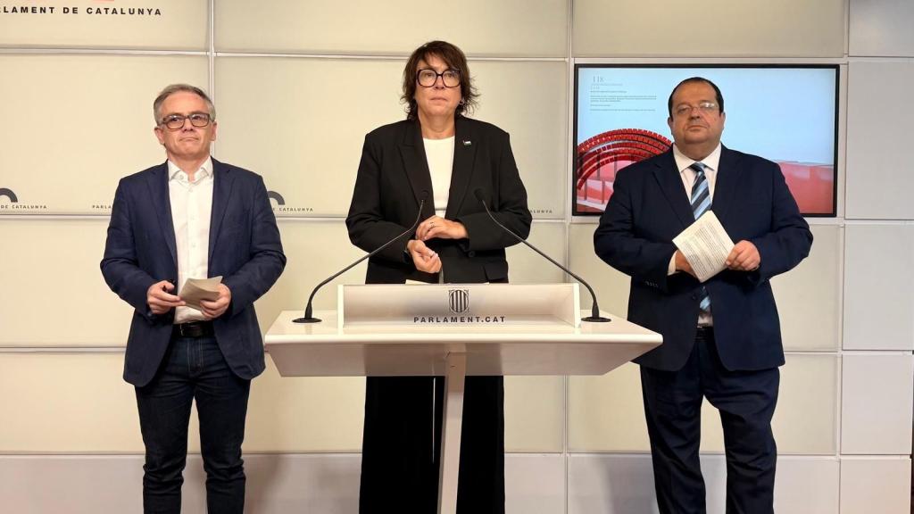 El presidente de ERC en el Parlament, Josep Maria Jové; la eurodiputada y adjunta a la presidencia de ERC, Diana Riba, y el diputado de ERC en el Parlament Joan Ignasi Elena.