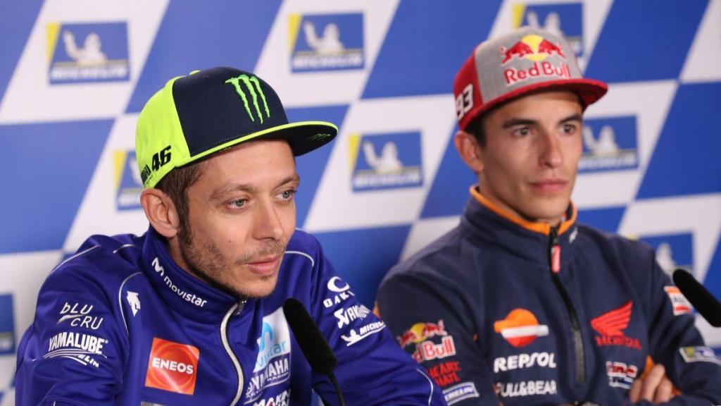 Rossi y Márquez, durante una rueda de prensa.