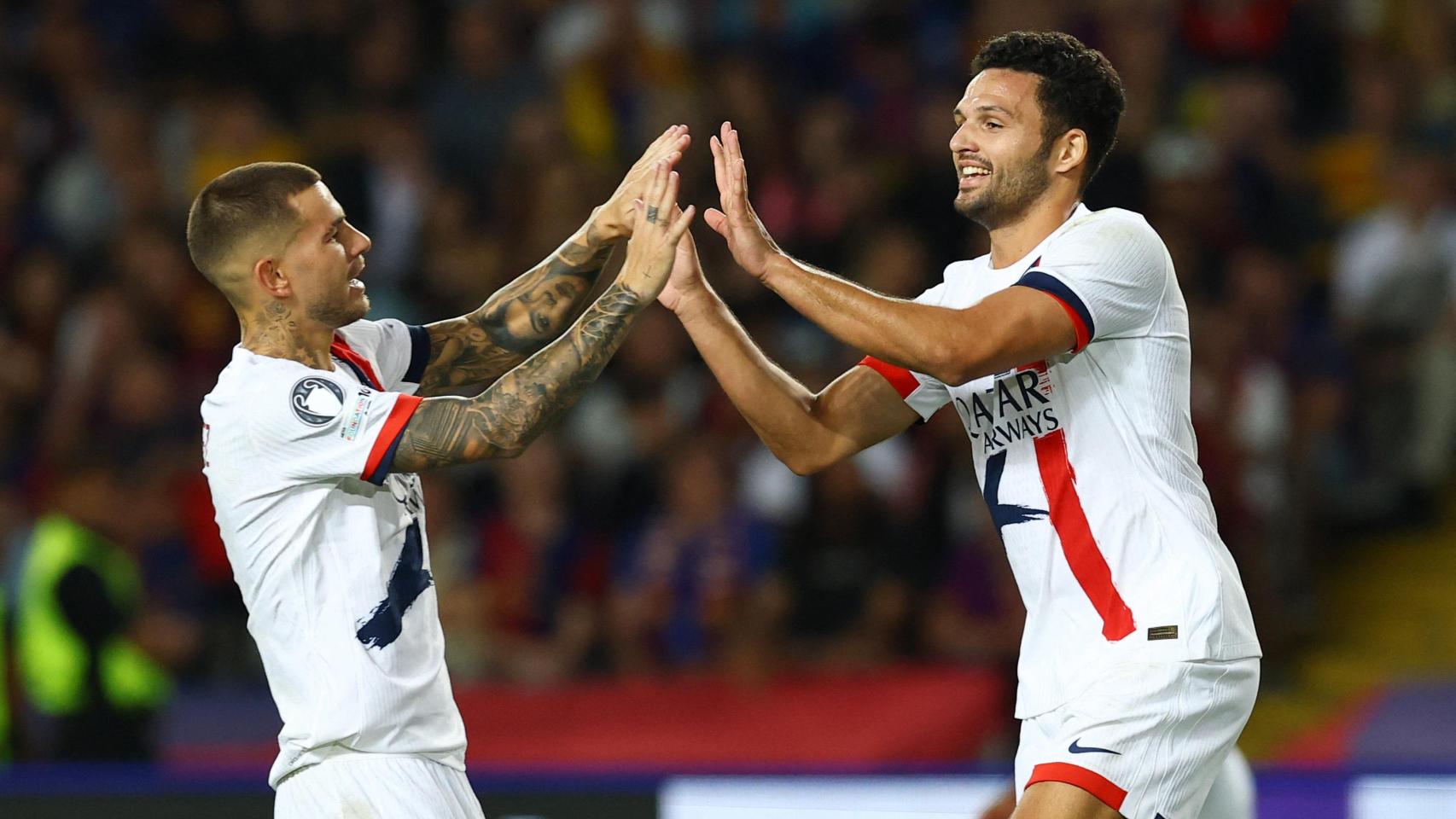 Lucas Hernández y Gonçalo Ramos celebran el gol del portugués.