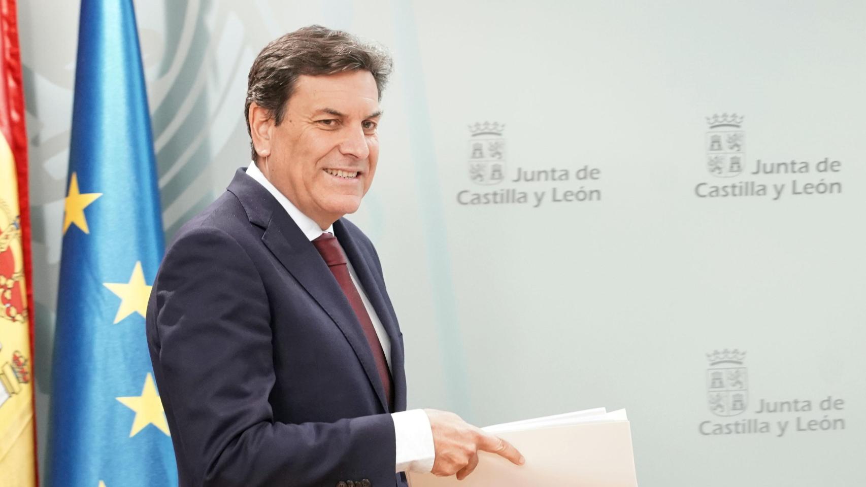 El consejero de Economía y Hacienda y portavoz de la Junta, Carlos Fernández Carriedo, en su comparecencia posterior al Consejo de Gobierno de este jueves