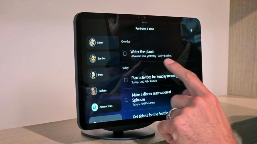 Usando la nueva pantalla inteligente de Amazon