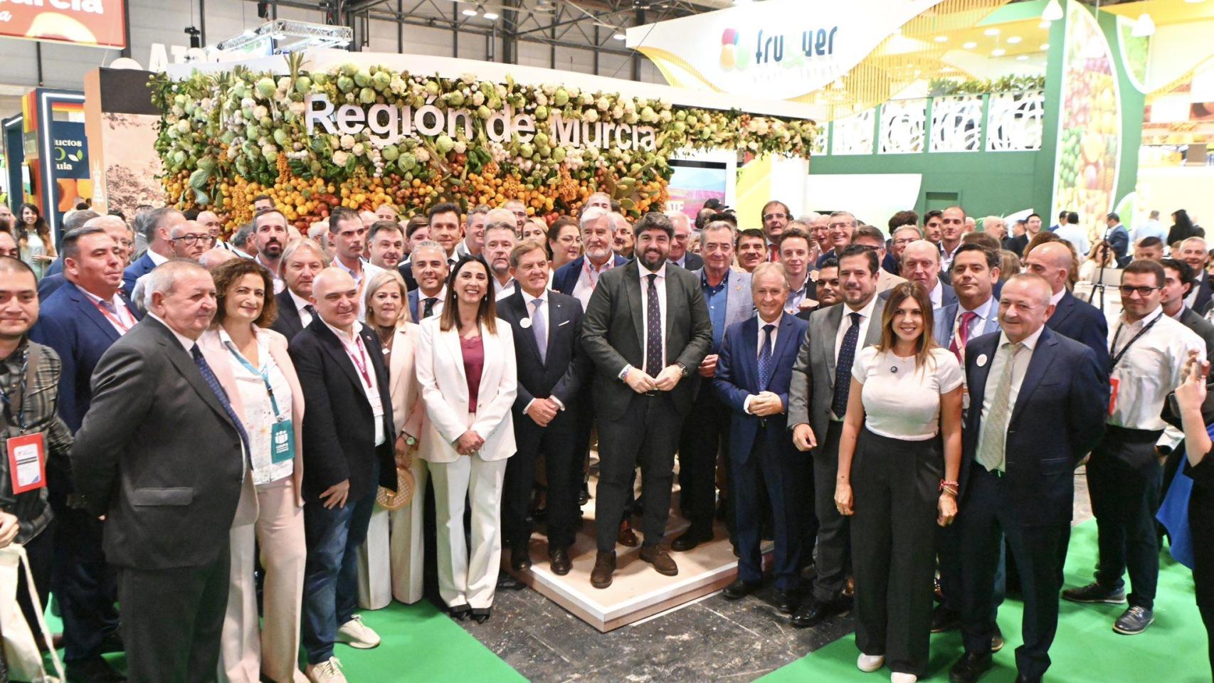 Miras saca pecho del sector agrícola murciano en Fruit Attraction: las exportaciones ya suman 2.128 millones de euros