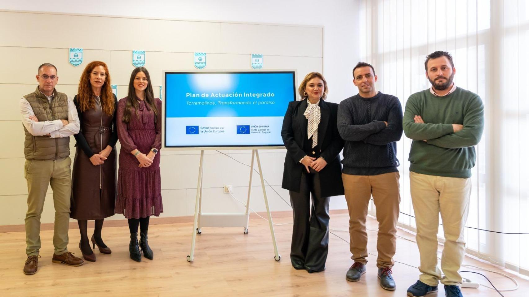 Margarita del Cid y parte de su equipo en la presentación de los proyectos de Torremolinos.