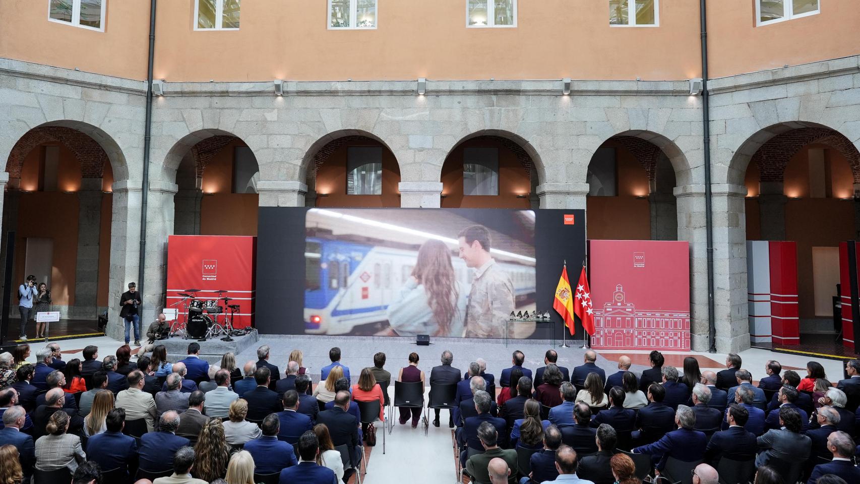 El acto de celebración de los 40 años del Consorcio Regional de Transportes de Madrid (CRTM) en la Real Casa de Correos.