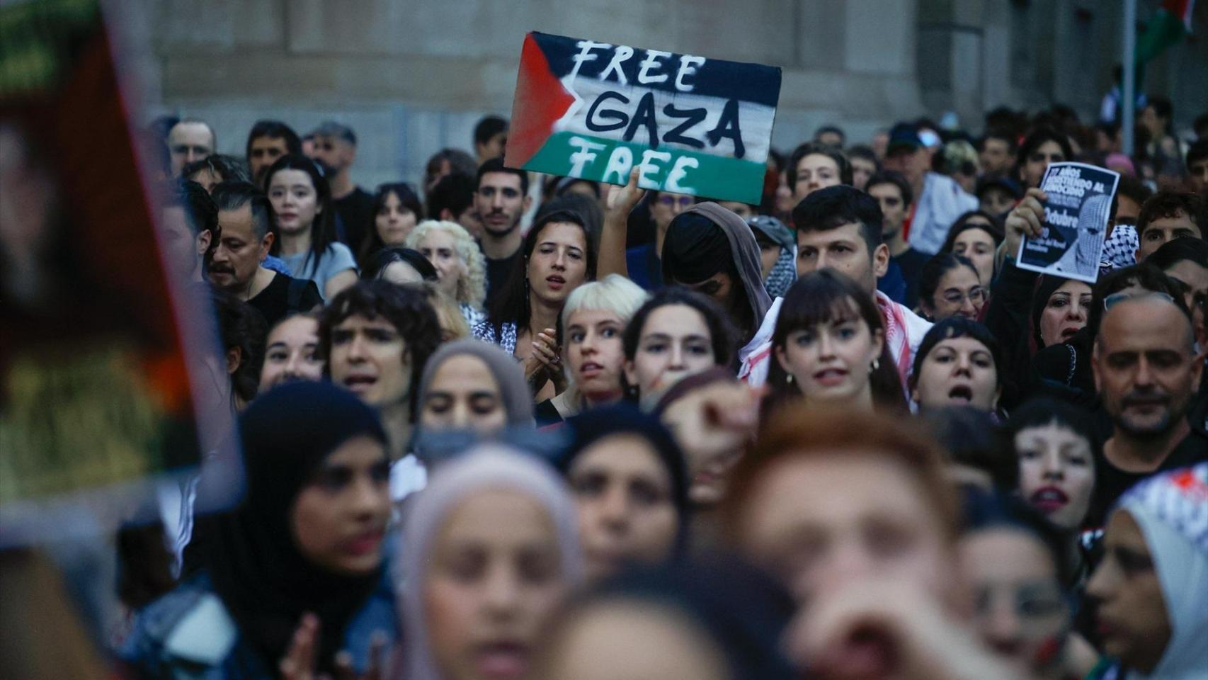 Última hora política, en directo | Dos ministras de Sumar se vuelcan este sábado con las manifestaciones por Gaza