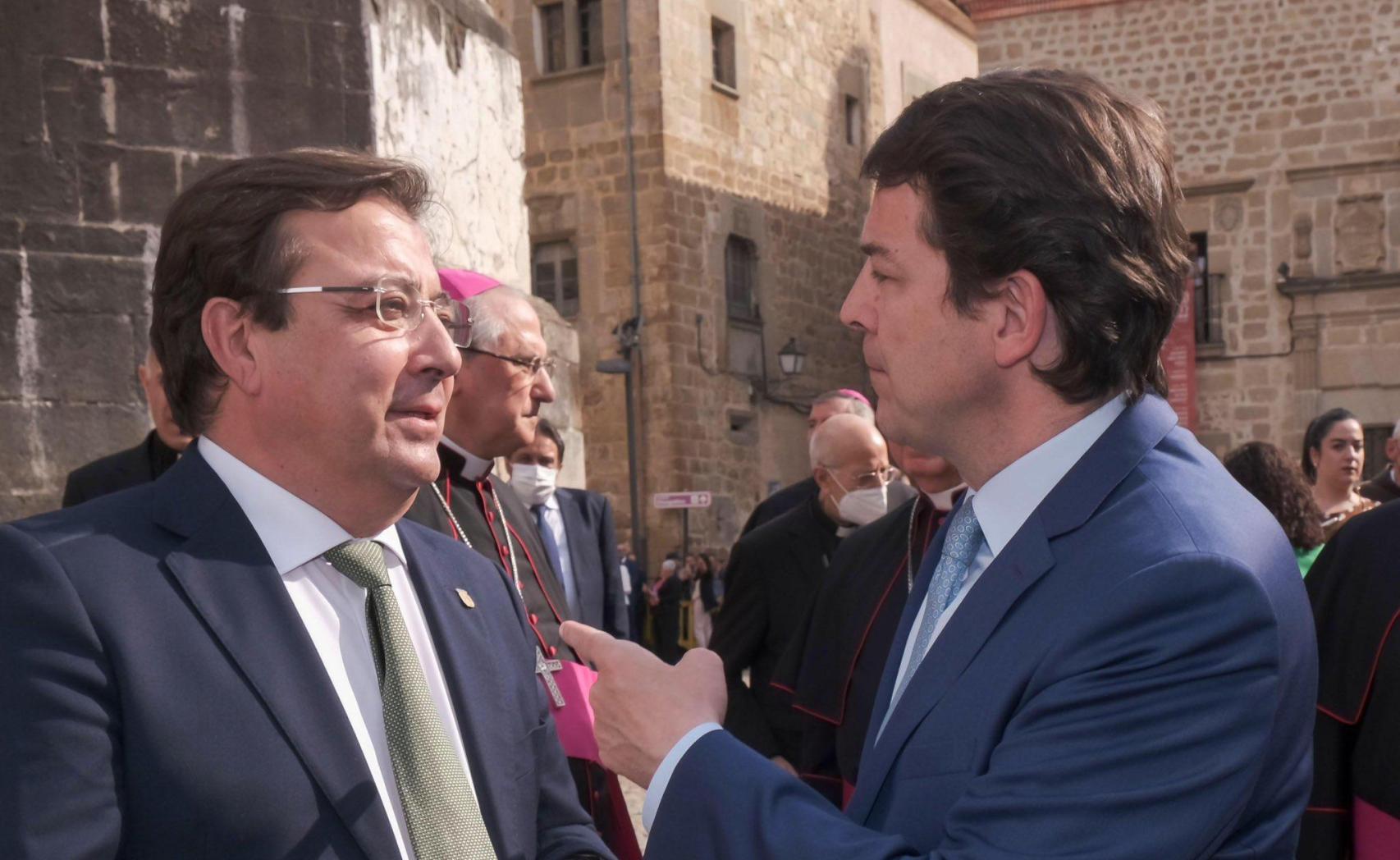 Alfonso Fernández Mañueco junto a Guillermo Fernández Vara