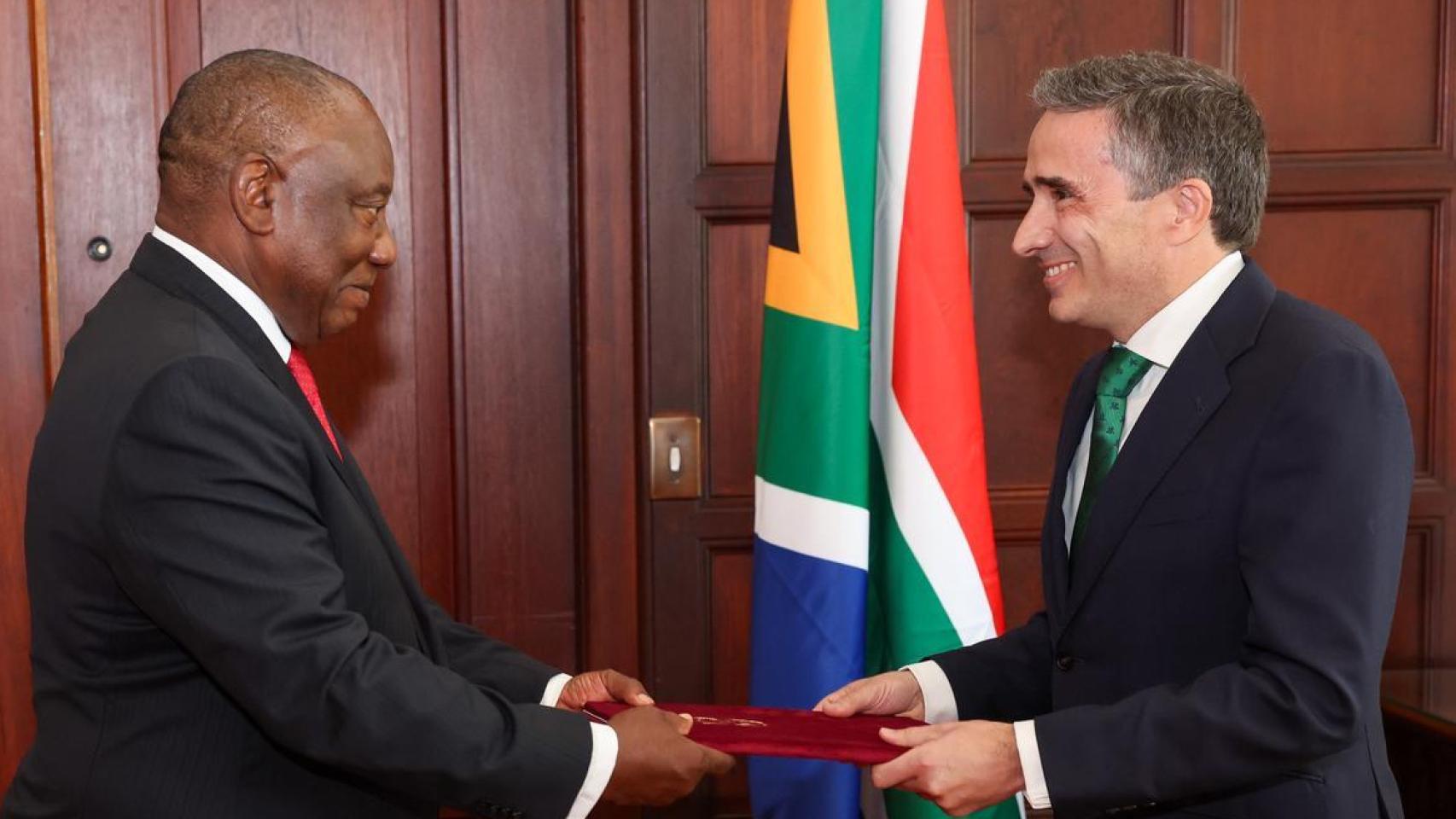 José Manuel Pascual García recibe sus credenciales del presidente de Sudáfrica, Cyril Ramaphosa