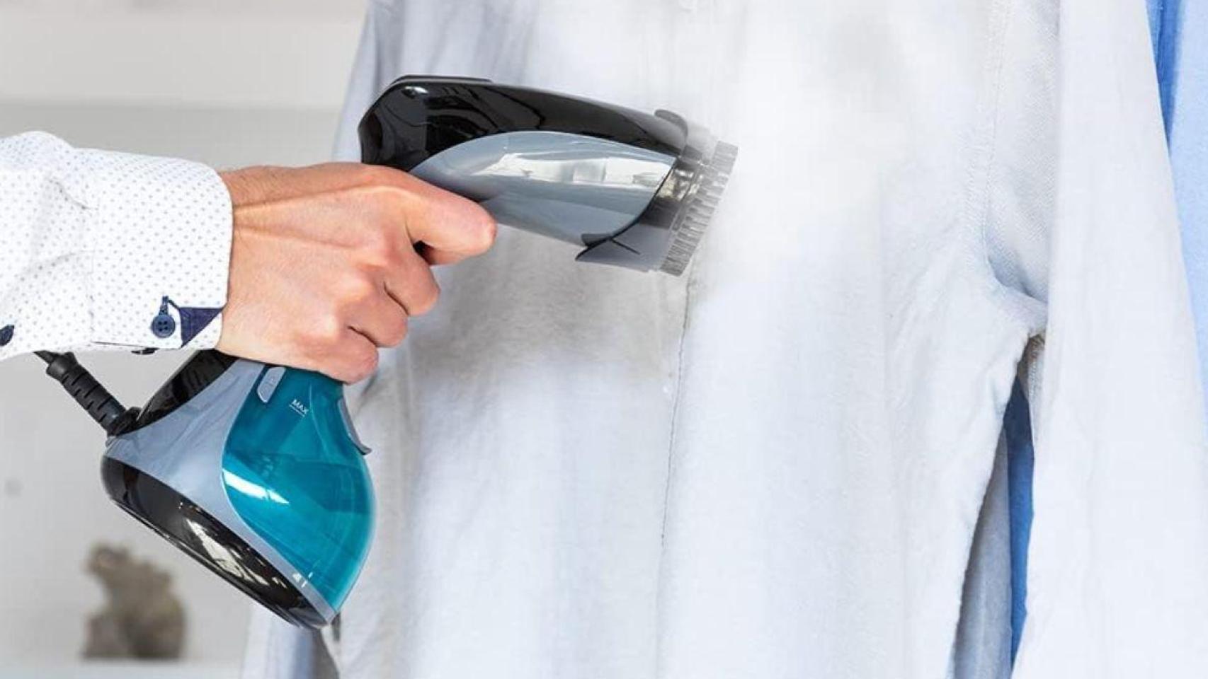 La plancha de vapor vertical que redefine el planchado es de Cecotec y cuesta menos de 30€