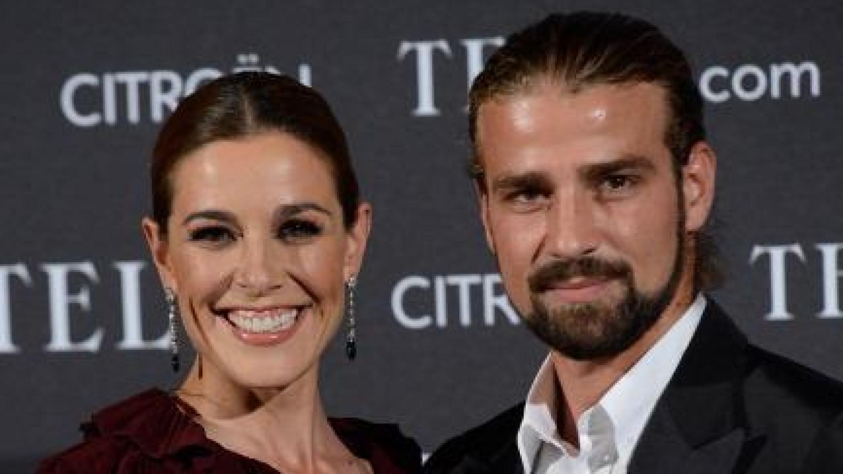 Mario Biondo con Raquel Sánchez Silva.