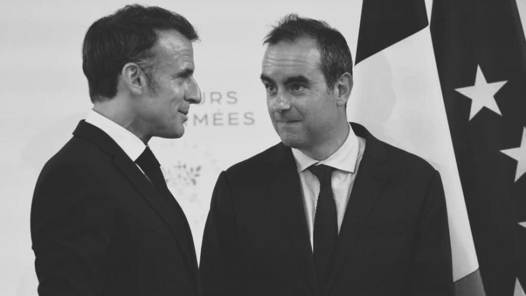 Emmanuel Macron y Sébastien Lecornu.