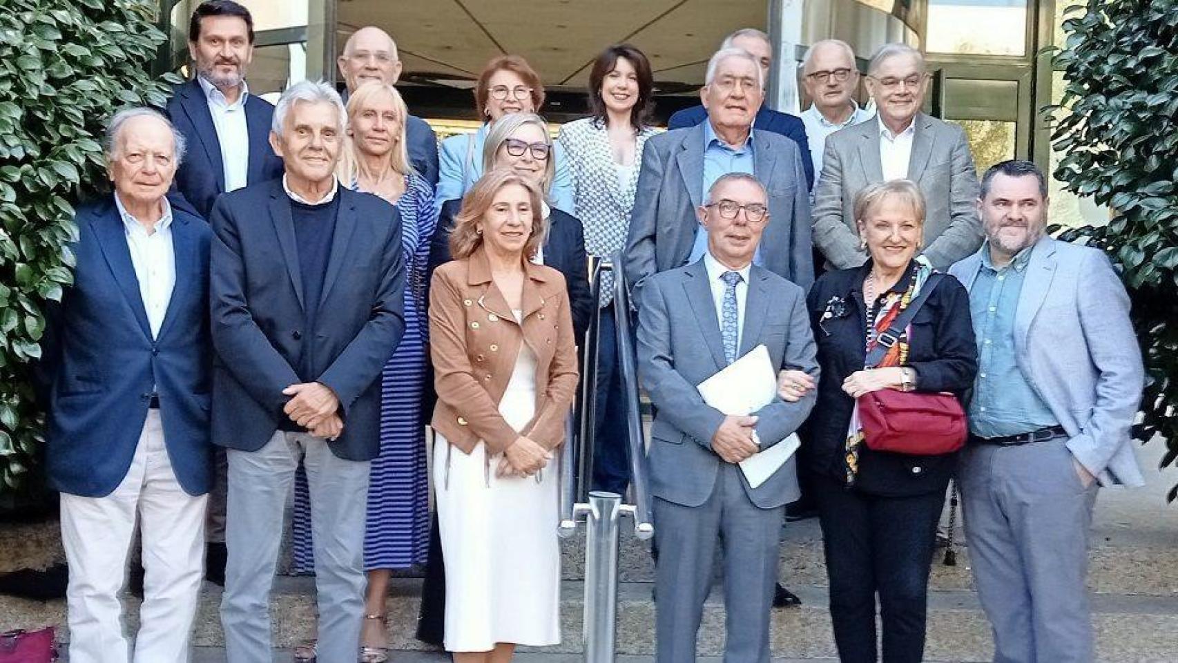 Imagen de la junta directiva.