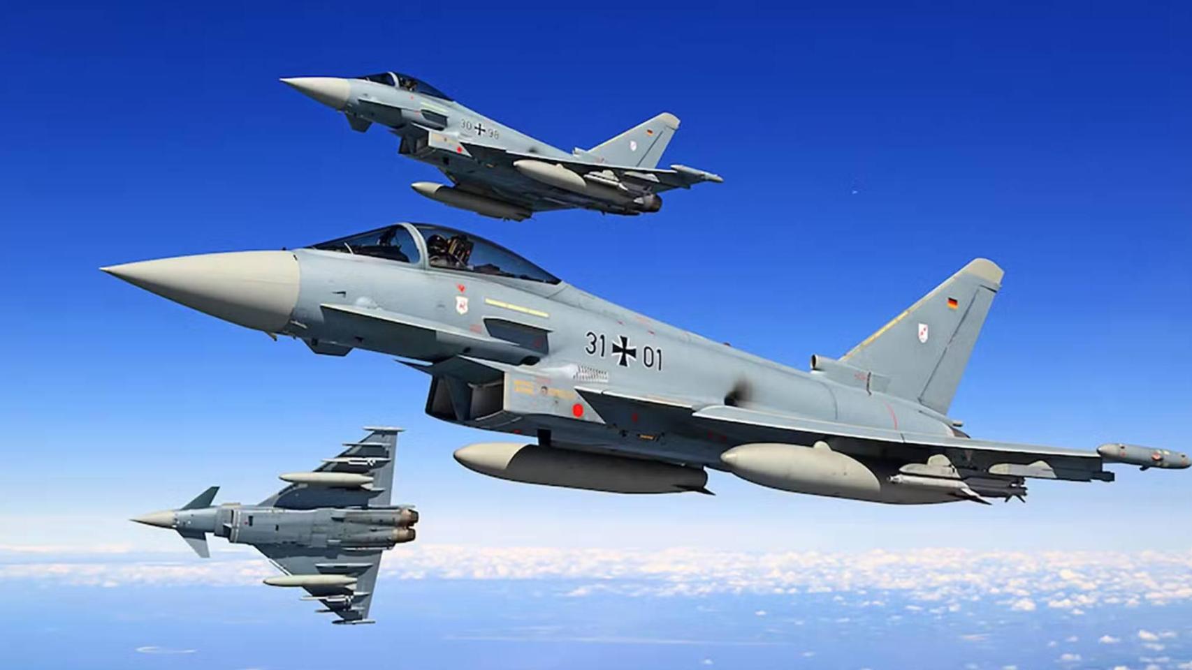 Eurofighters Typhoon de la Lutwaffe alemana.