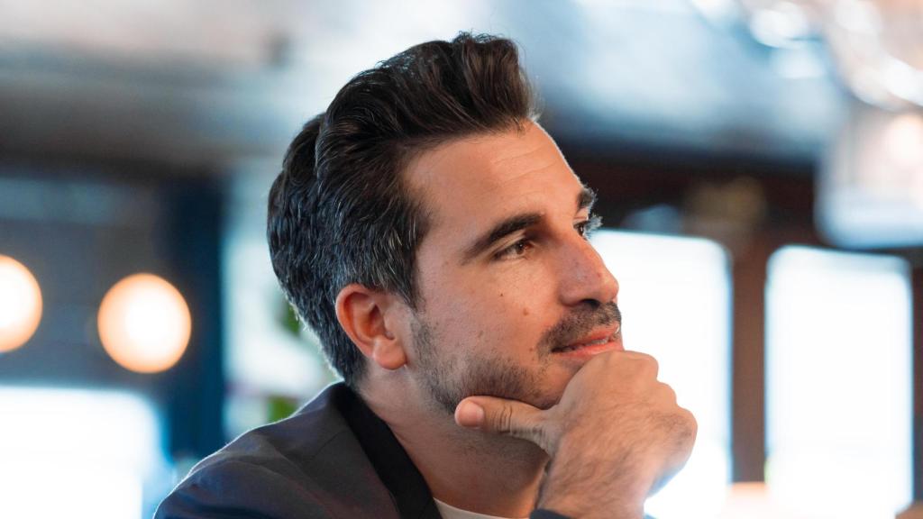 Castillo es un hijo sano de Agatha Christie, su escritora predilecta.