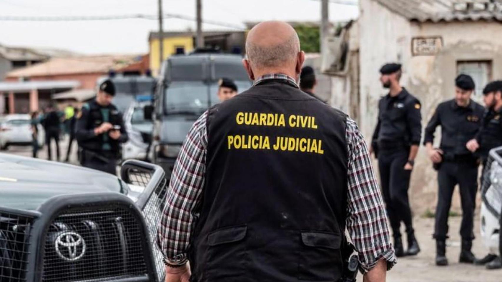 La Guardia Civil investiga la conexión entre las muertes a tiros del  mafioso  Giuliano y un hombre maniatado en Lorca